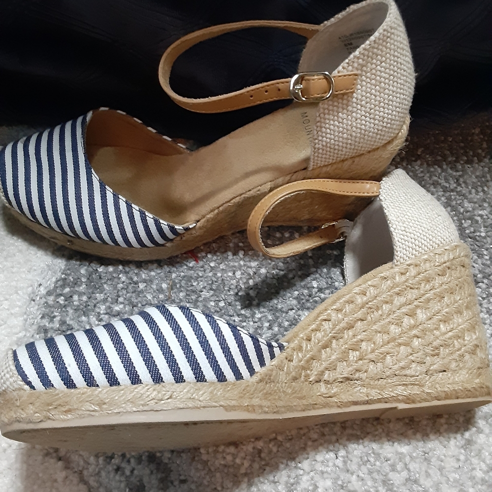 Nautical wedges